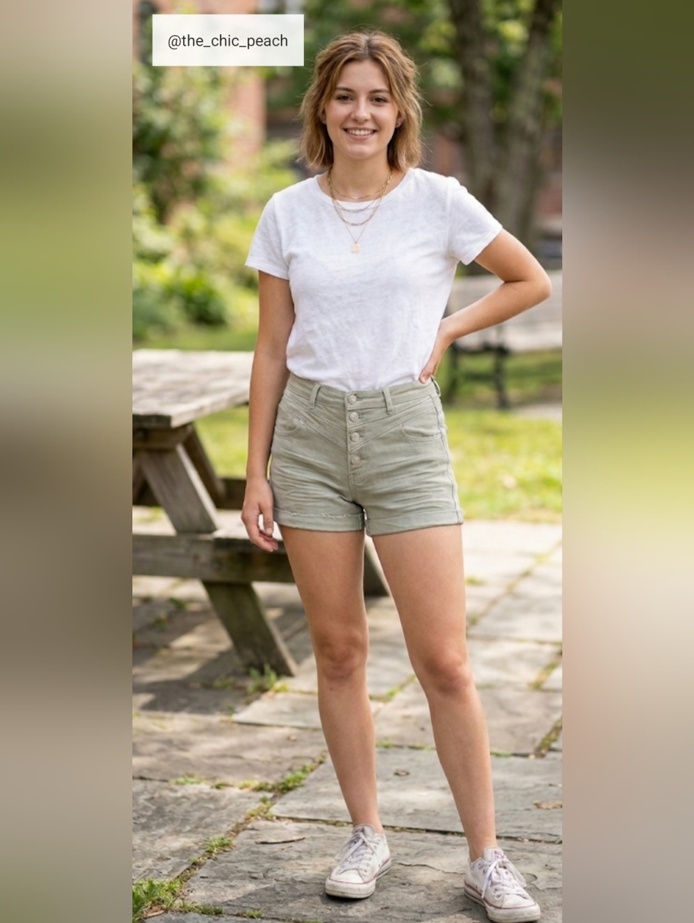 💚NWT Hot Kiss High-Rise Cuffed Denim Shorts - Size 9💚